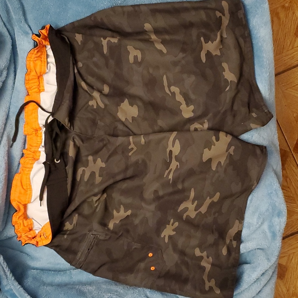 Ron Jon Men's sz 44 shorts Dark Camo